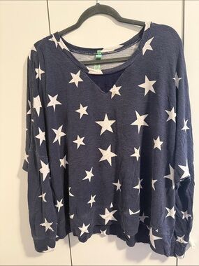 Honey dew Navy and White Star Crewneck